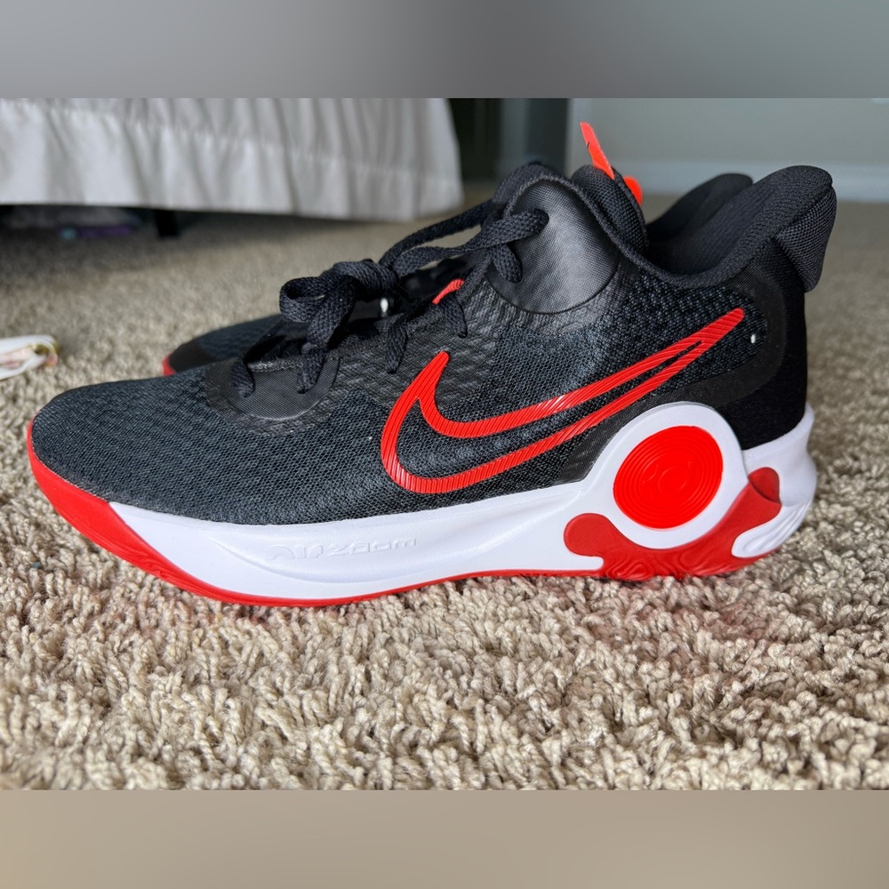 Nike MENS Black and Red Sneakers